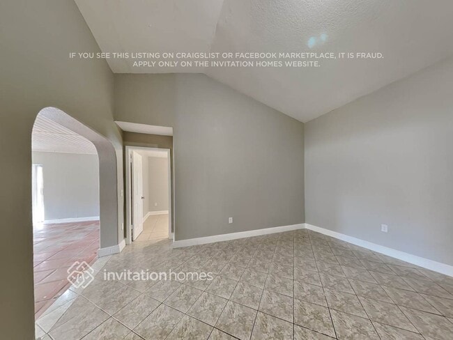 Photo - 12530 SW 204th St