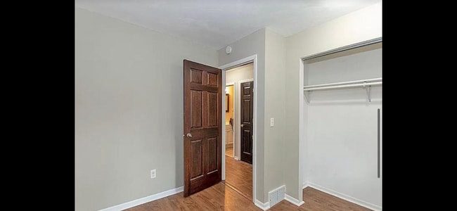 Photo - 1732 Burcham Dr