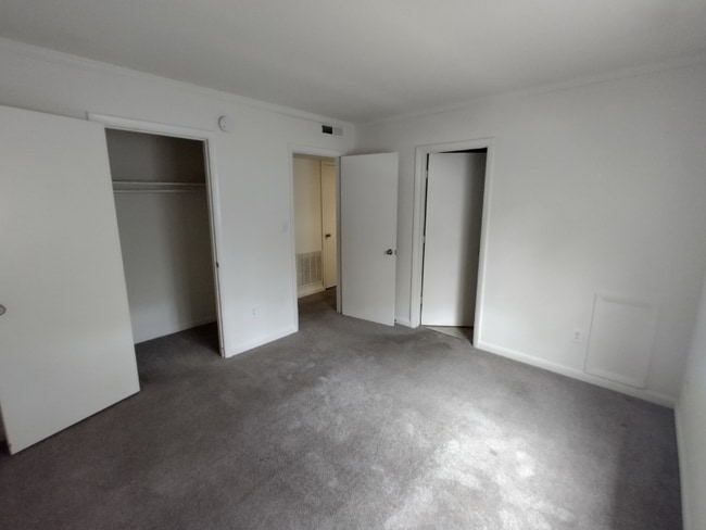 Photo - 600 Reusens Rd Unidad H92