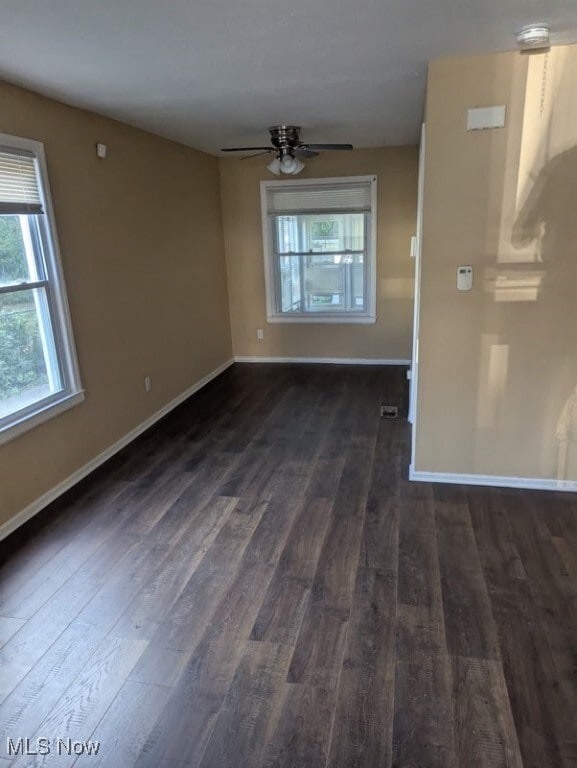 Photo - 1542 E 256th St