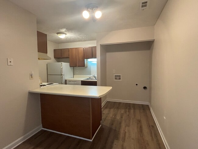 Photo - 1123 Southwood Dr