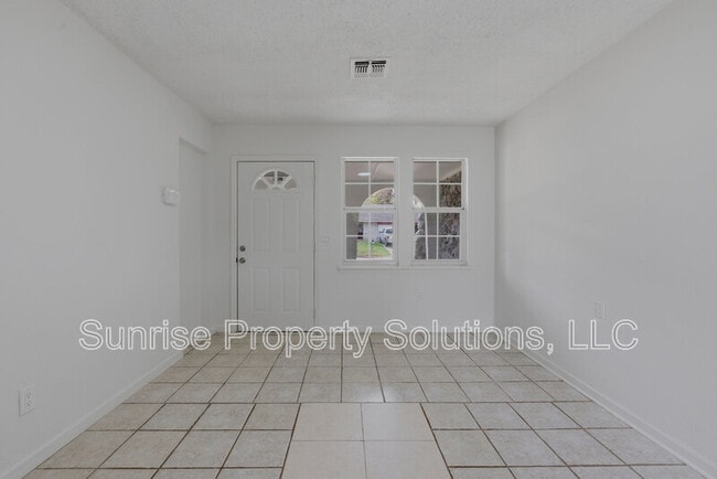 Photo - 9301 N Sherwell Dr