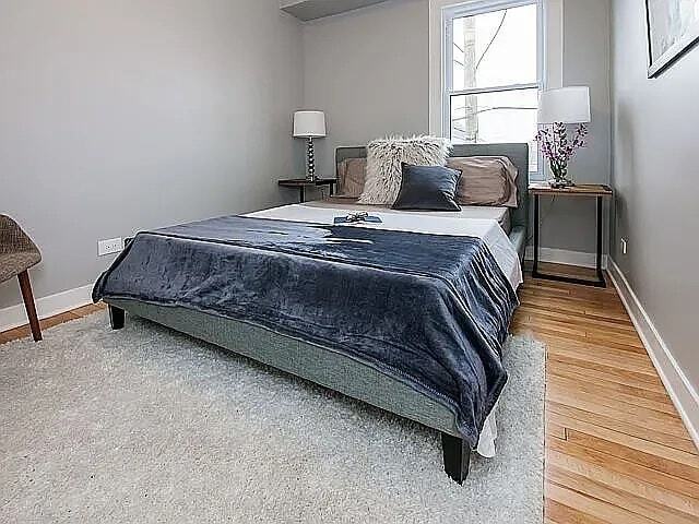 Photo - 2343 W Foster Ave Unit 2