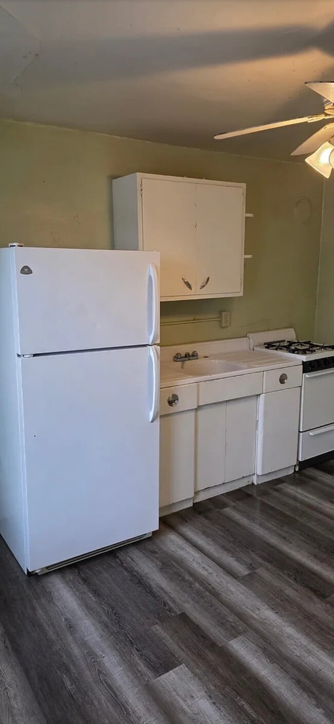 Photo - 5536 33rd Ave Unit Upper