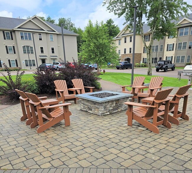 Building Photo - Village at Autumn Pond II: Newly Construct... Unit 177-208 Rental
