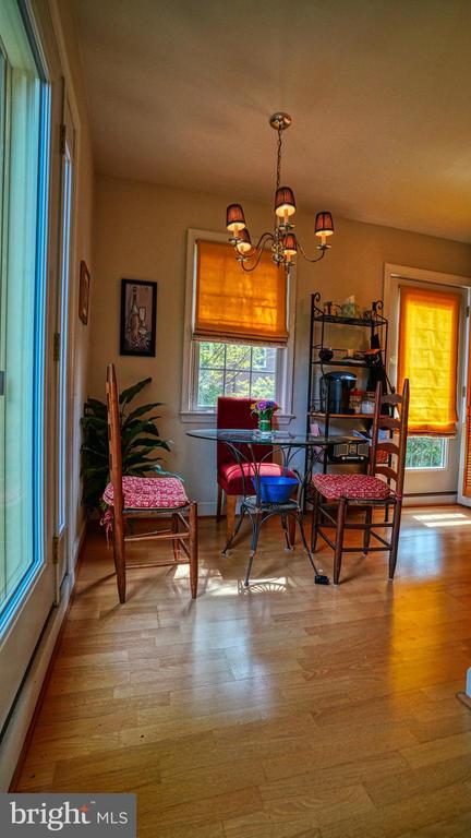 Photo - 1107 N Pitt St Unidad 2A