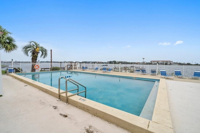 Photo - 308 Miracle Strip Pky SW Unit 7D