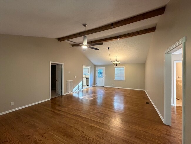 3633 Thomasville Rd