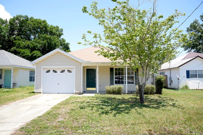 Photo - 645 Jerrells Ave