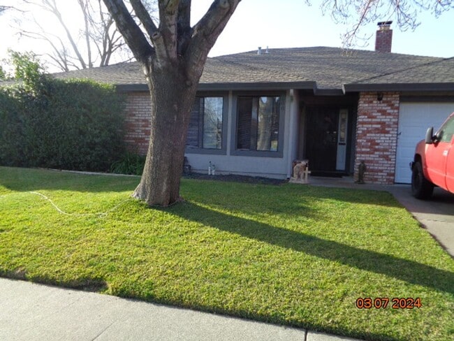 Building Photo - 600 Rialto Dr