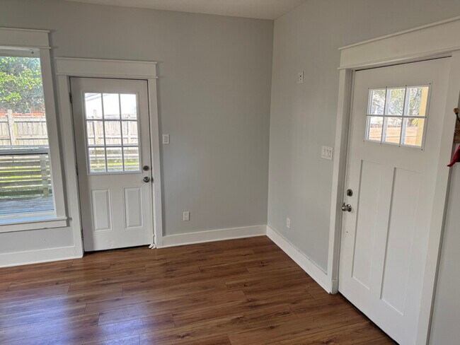 Photo - 3701 Derbigny St Apartamento