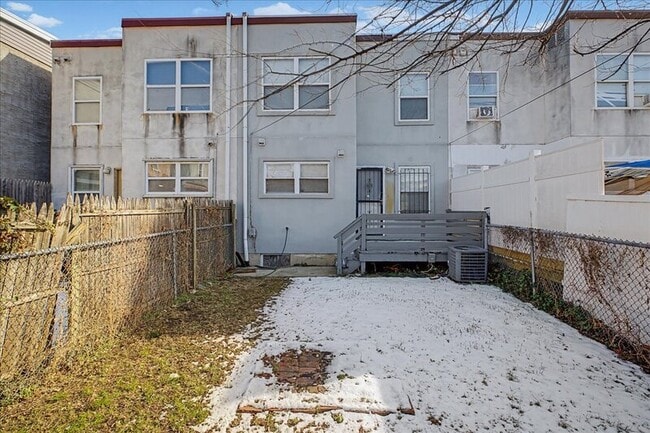 Photo - 511 S 6th St