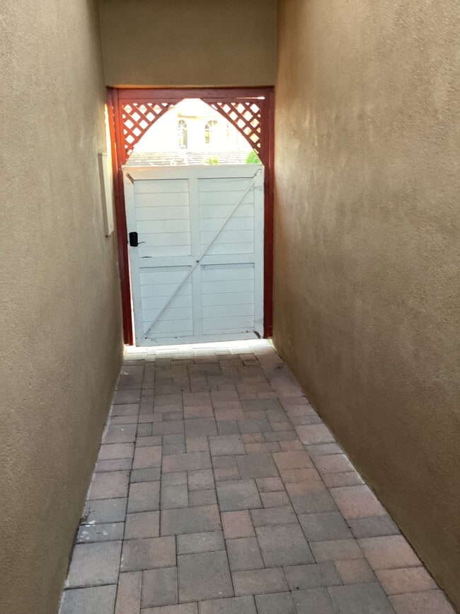 Photo - 2606 S Moray Ave