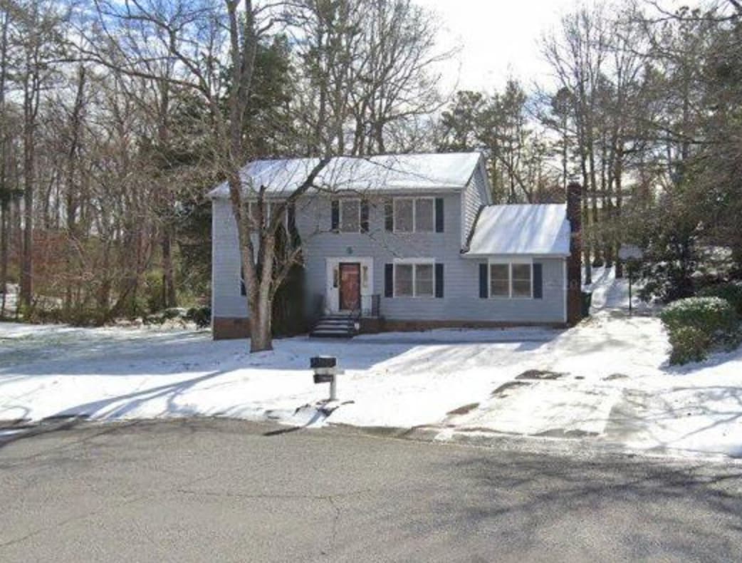 Room in House on Autumnwood Ln - Room in House on Autumnwood Ln
