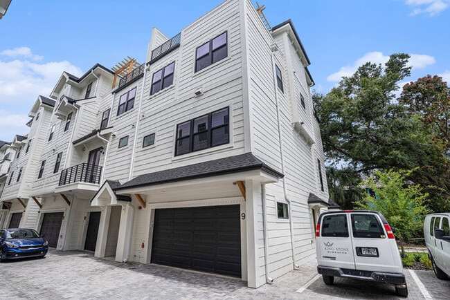 Photo - 1801 N Morgan St