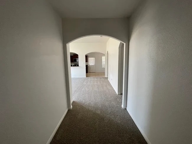 Photo - 204 Lamont Rd