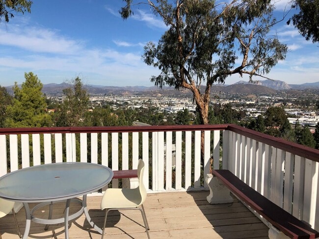 Studio with amazing views of San Diego - Studio with amazing views of San Diego