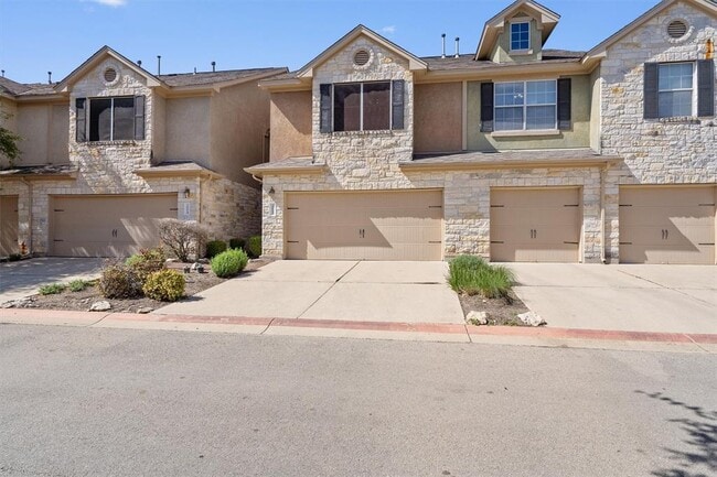 Photo - 700 Mandarin Flyway