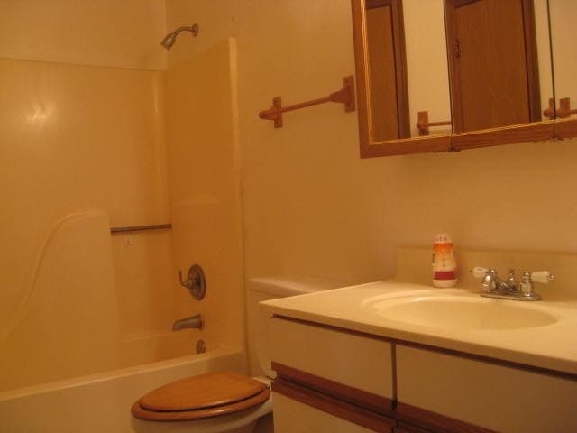 Bathroom - 4312 W Shamrock Ln Unit 2G