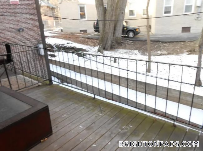 Photo - 23 Cummings Rd Unit 3