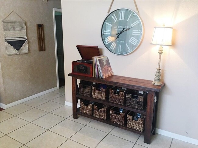 Photo - 811 Wilderness Path