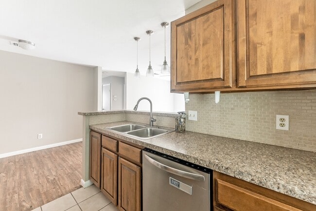 Photo - 2402 Sycamore Ave Unit A1