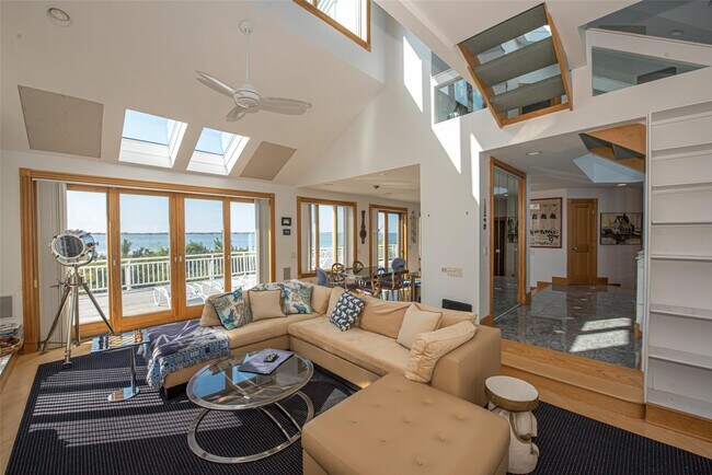 Photo - 78 Hawser Dr