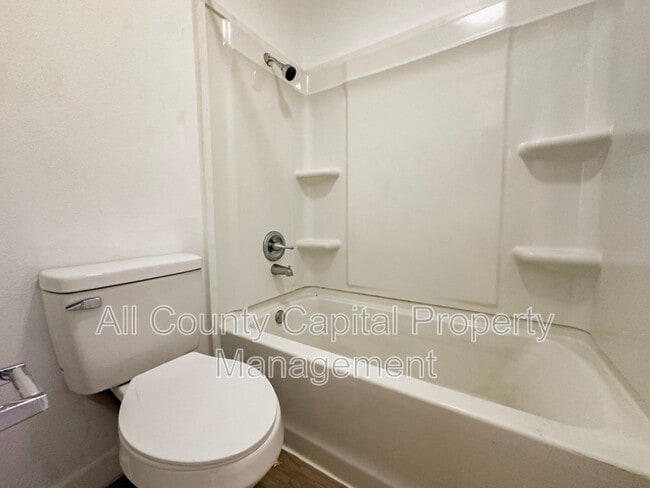 Photo - 4501 Witham Ln Unit 107