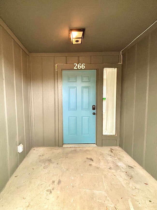 3843 Barrington St Unidad Barrington St - R 266