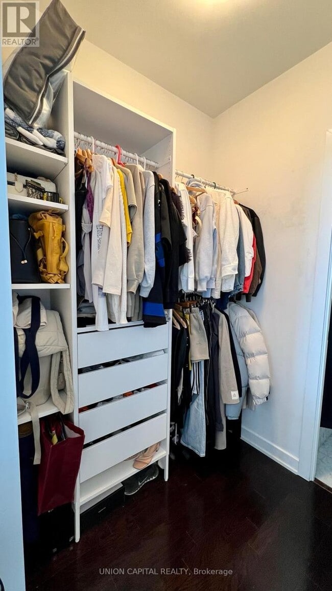 Photo - 33 Charles St E Unit 2807
