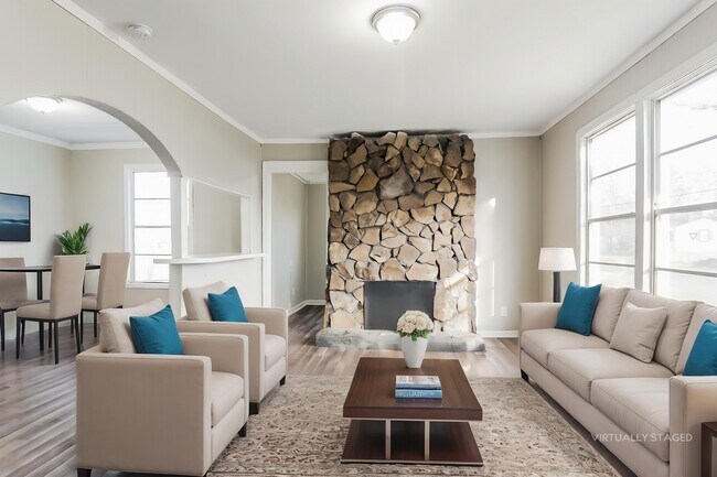 Photo - 1800 Woodland Ave SW