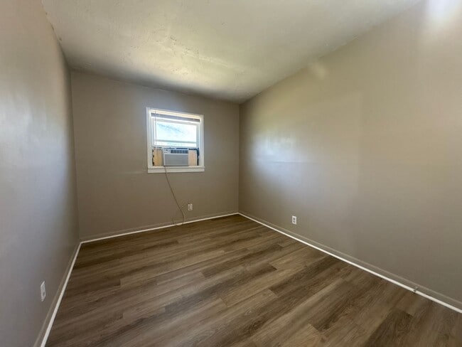 Photo - Myers400 Unit 400