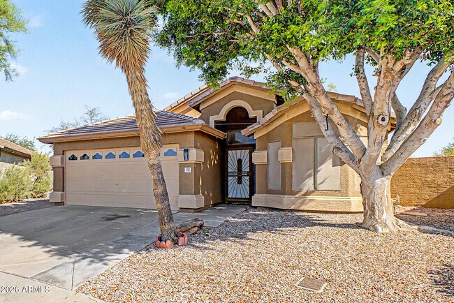 Photo - 558 W Bluefield Ave