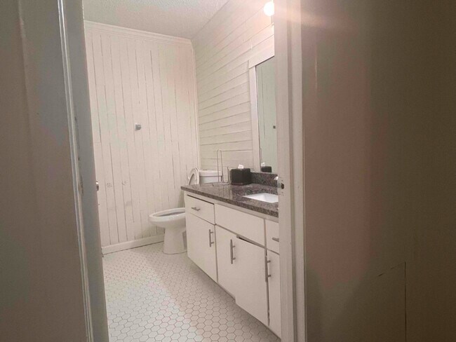 Photo - 4701 Flat Shoals Rd