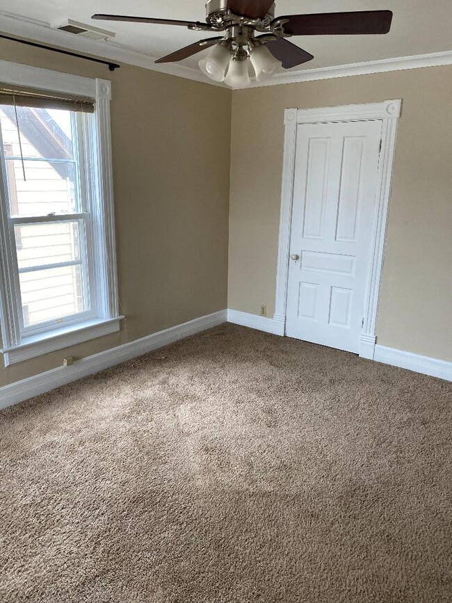 Photo - 672 N Wisconsin St Townhome