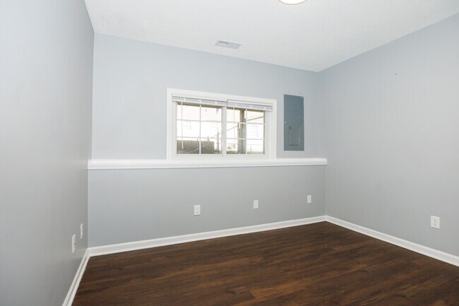 Photo - 250 Parktrail Rd