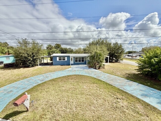 Building Photo - 9401 88th Way N