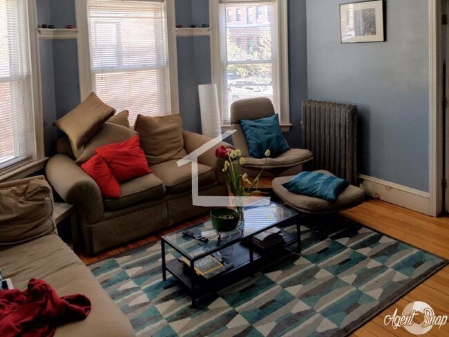 Photo - 70 Quint Ave Unidad 1