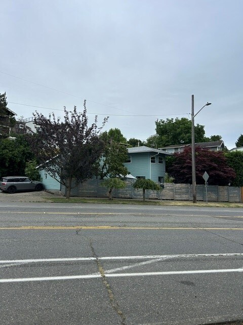 Photo - 4721 SW Admiral Way Unit 1