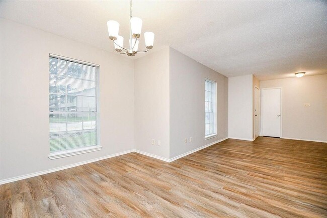 Photo - 11222 Broadsweep Dr