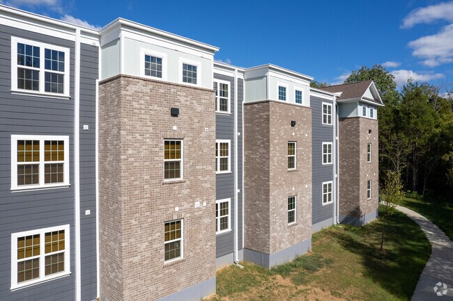 Photo - Linda's Place (Age 62+ )