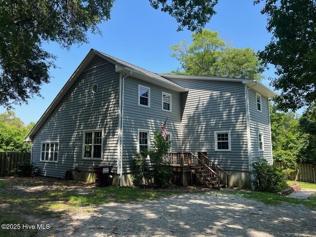 Building Photo - 205 Harvey's Ln Rental
