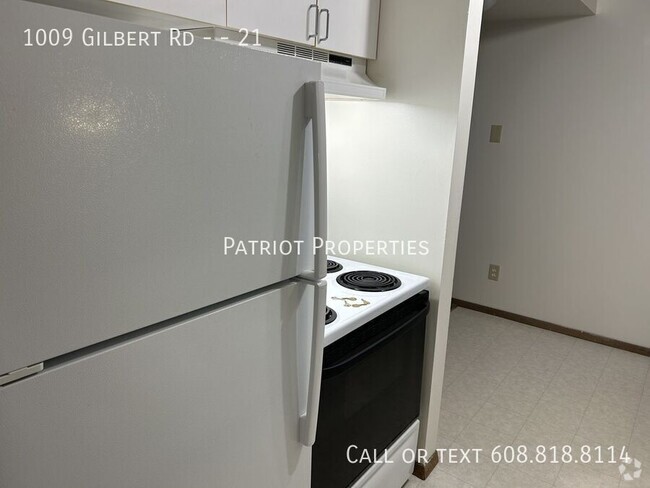 Building Photo - 1 bed/1 bath apartment in Madison, WI! Unit 21