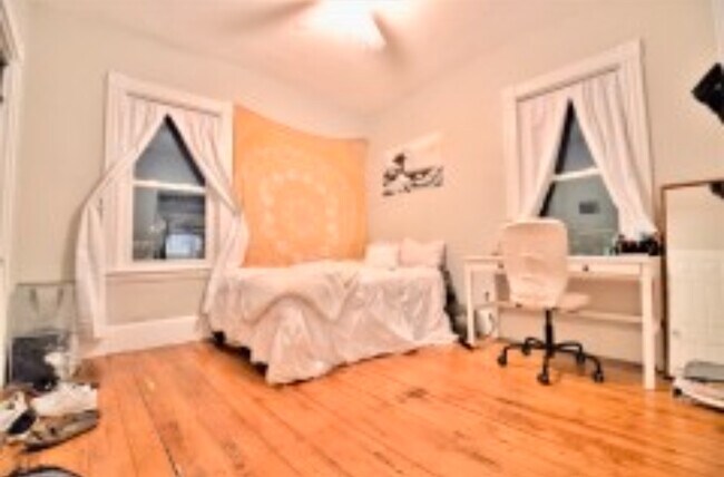 Photo - 201 Hillside St Unidad 2