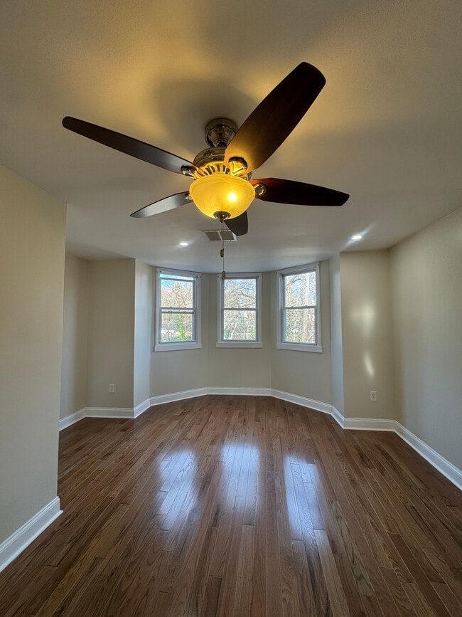 Photo - 5166 Parkside ave Unit 2nd Floor