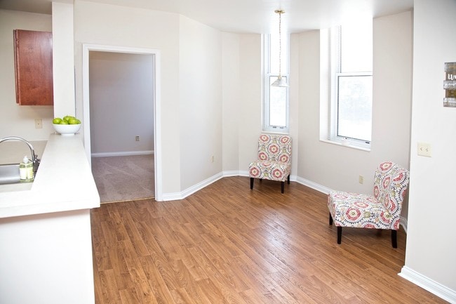 Homer G. Phillips Apartments for 55 and older