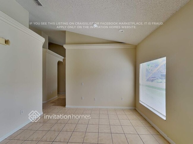 Photo - 16725 Rolling Green Dr