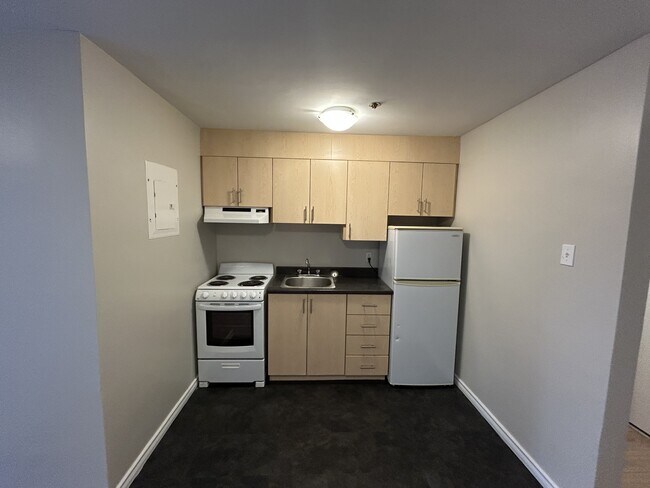 Photo - 6411-6411 South St Unit 3