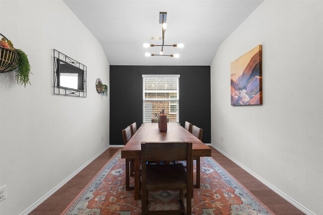 Photo - 1913 Kaiser Cove