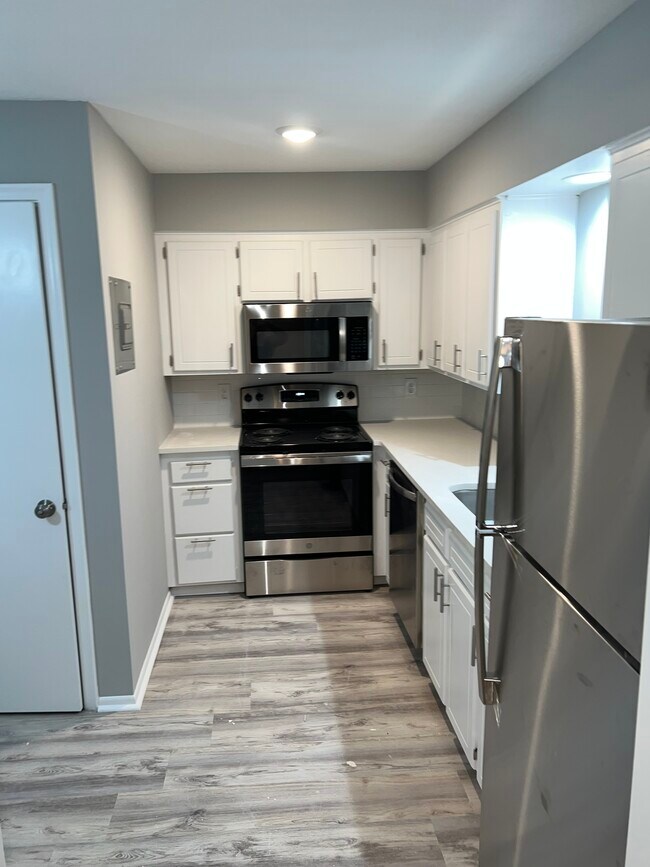 2BD 2BT- Kitchen